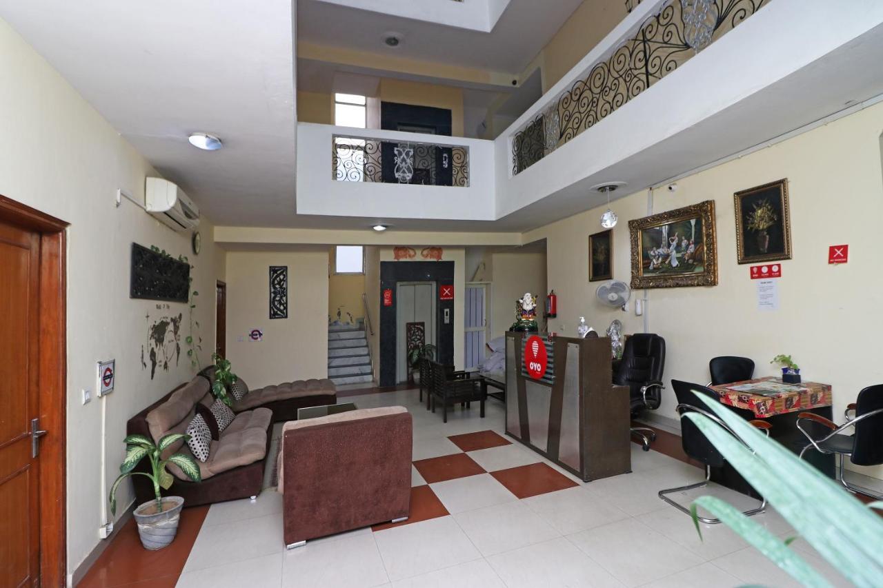 Oyo 6608 Sector 56 Hotel Badshahpur Kültér fotó